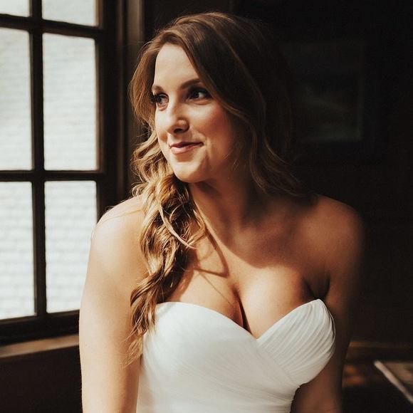 Meet your Posher, Jen - Picture 1 of 1